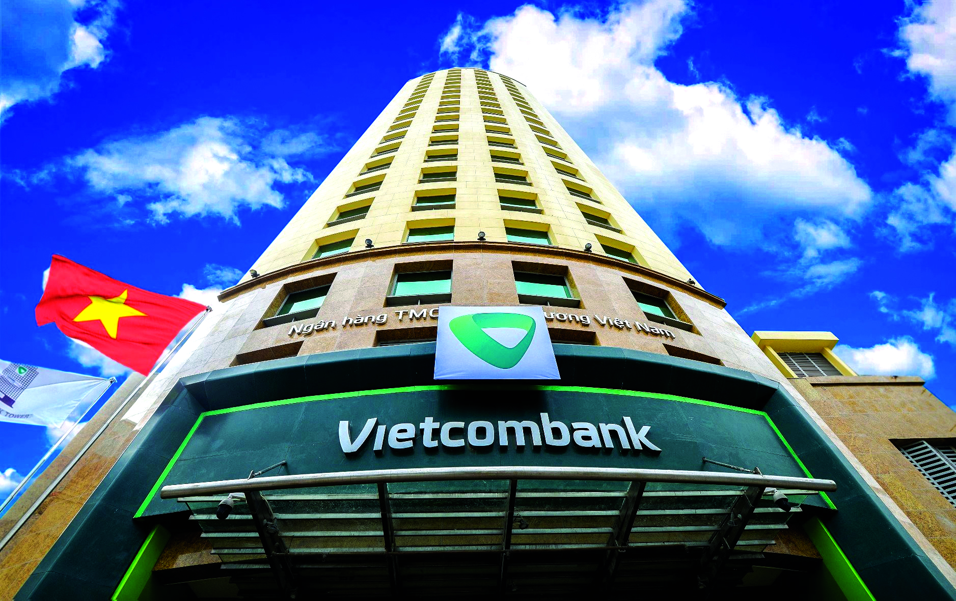 TRỤ SỞ NGÂN HÀNG TMCP NGOẠI THƯƠNG VIỆT NAM