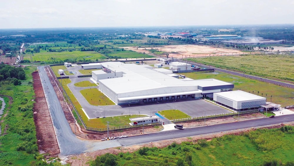 NHÀ MÁY CHẾ BIẾN THỰC PHẨM LONG AN